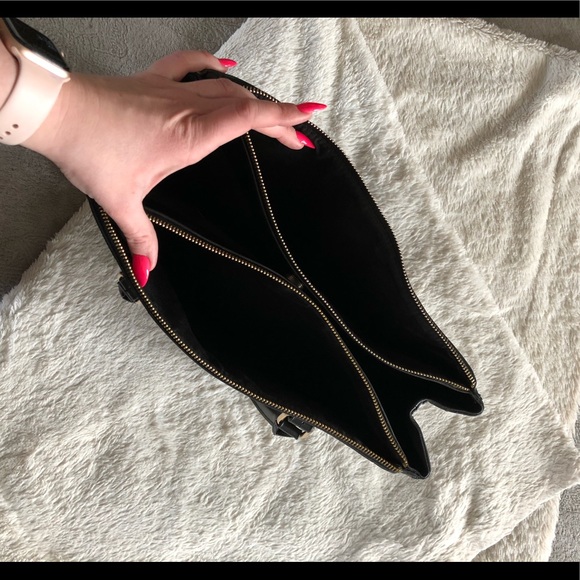 Ladies BCBG handbag - Picture 8 of 8